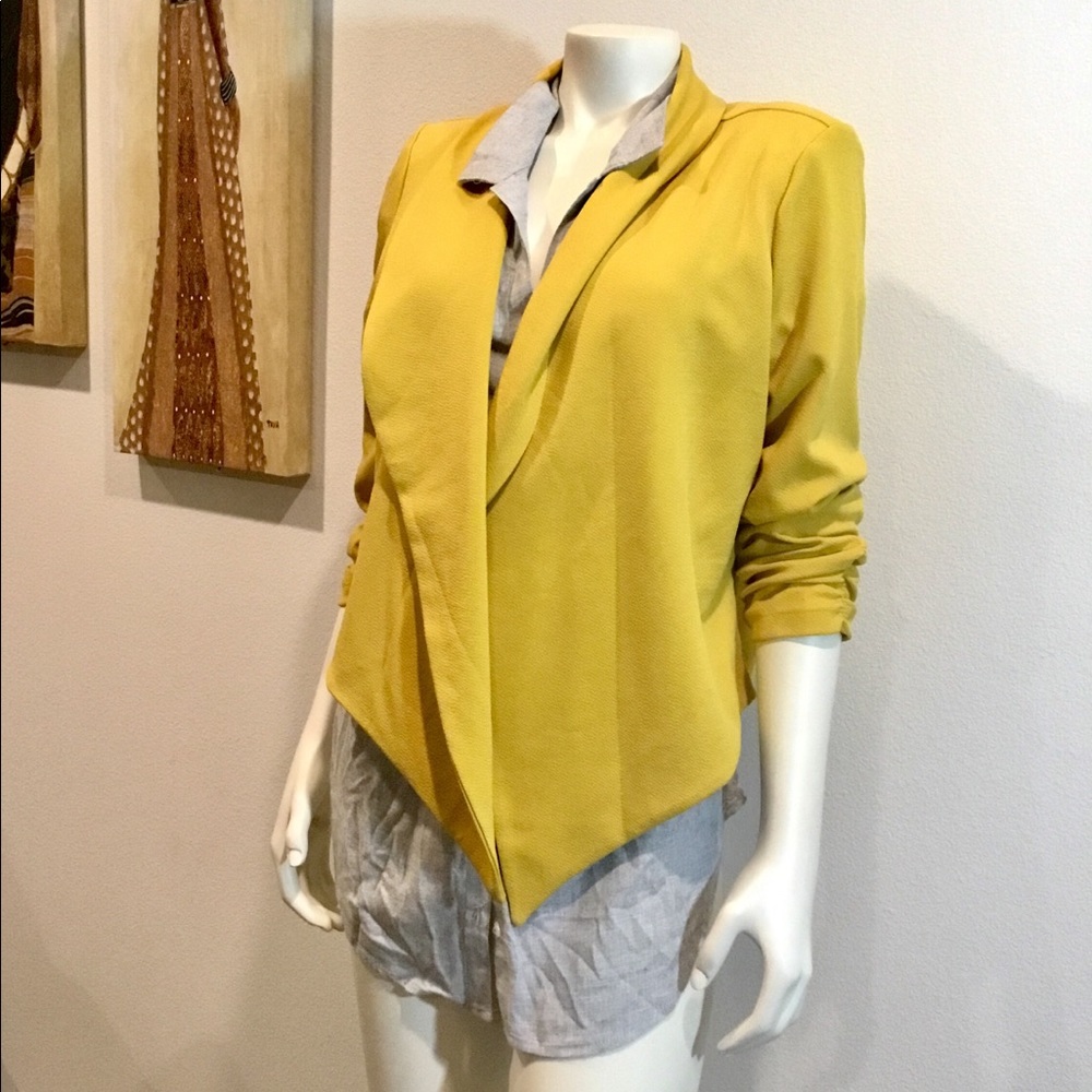 Day Blazer - Yellow